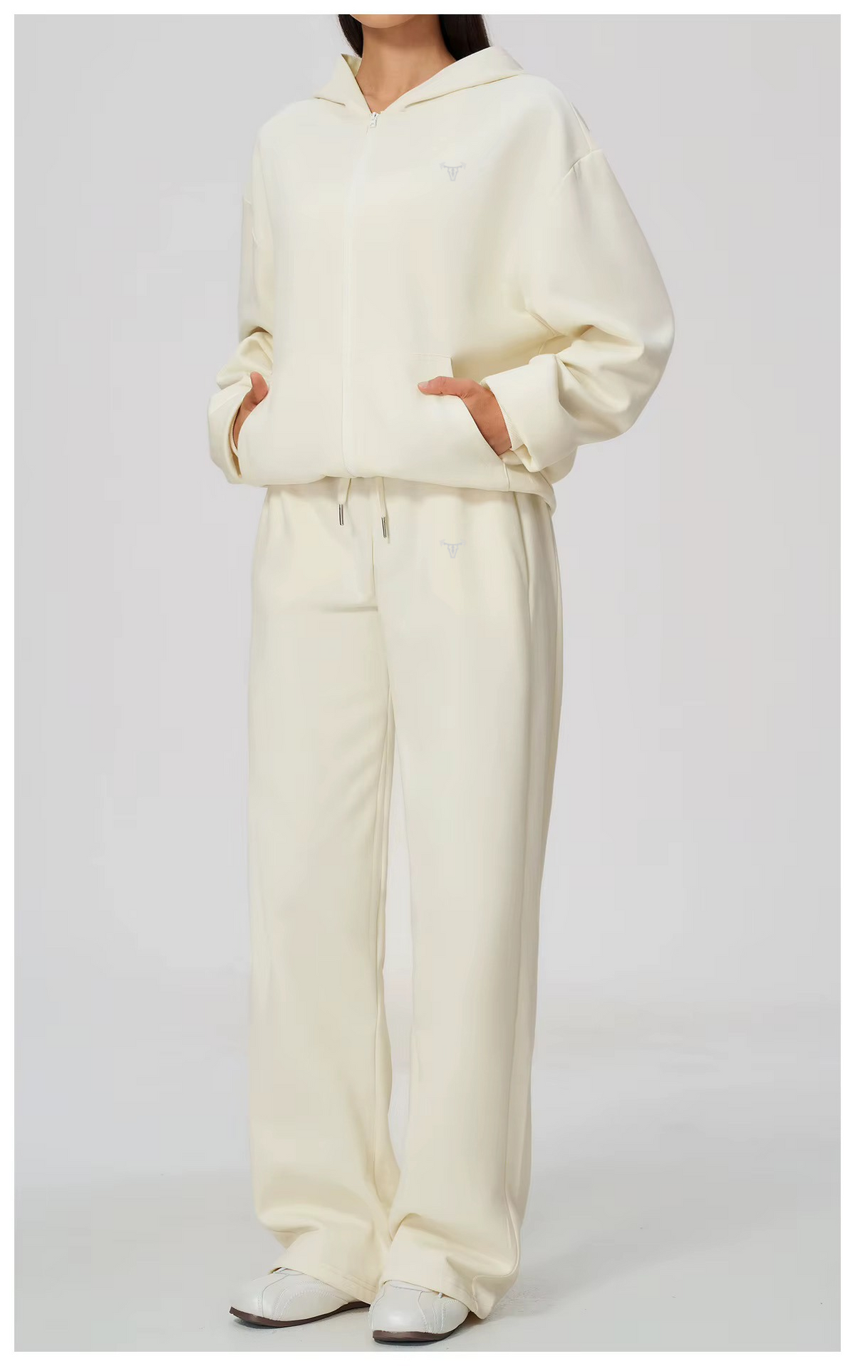 PRE-ORDER Iconic Off-Duty Wide Leg Pants Latte