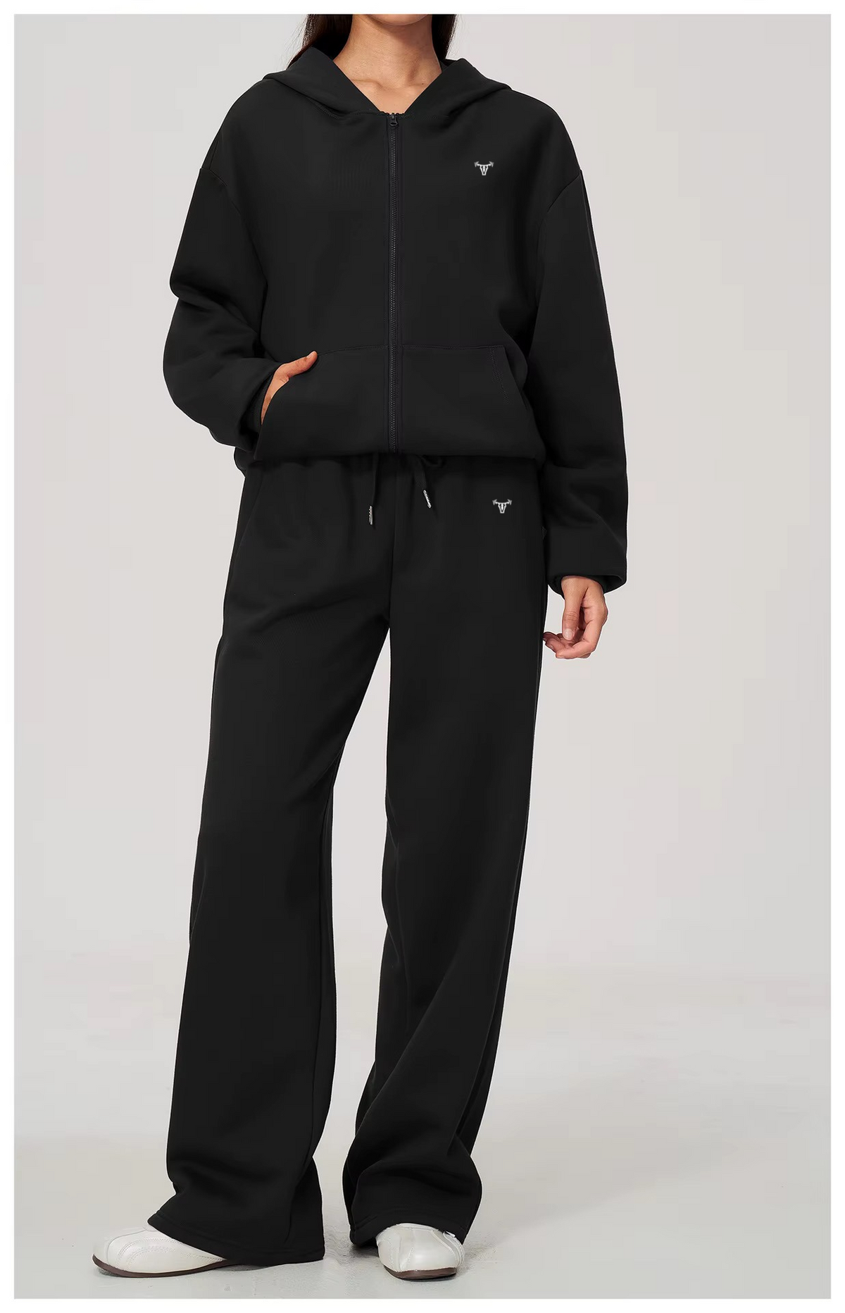 PRE-ORDER Iconic Off-Duty Wide Leg Pants Noir