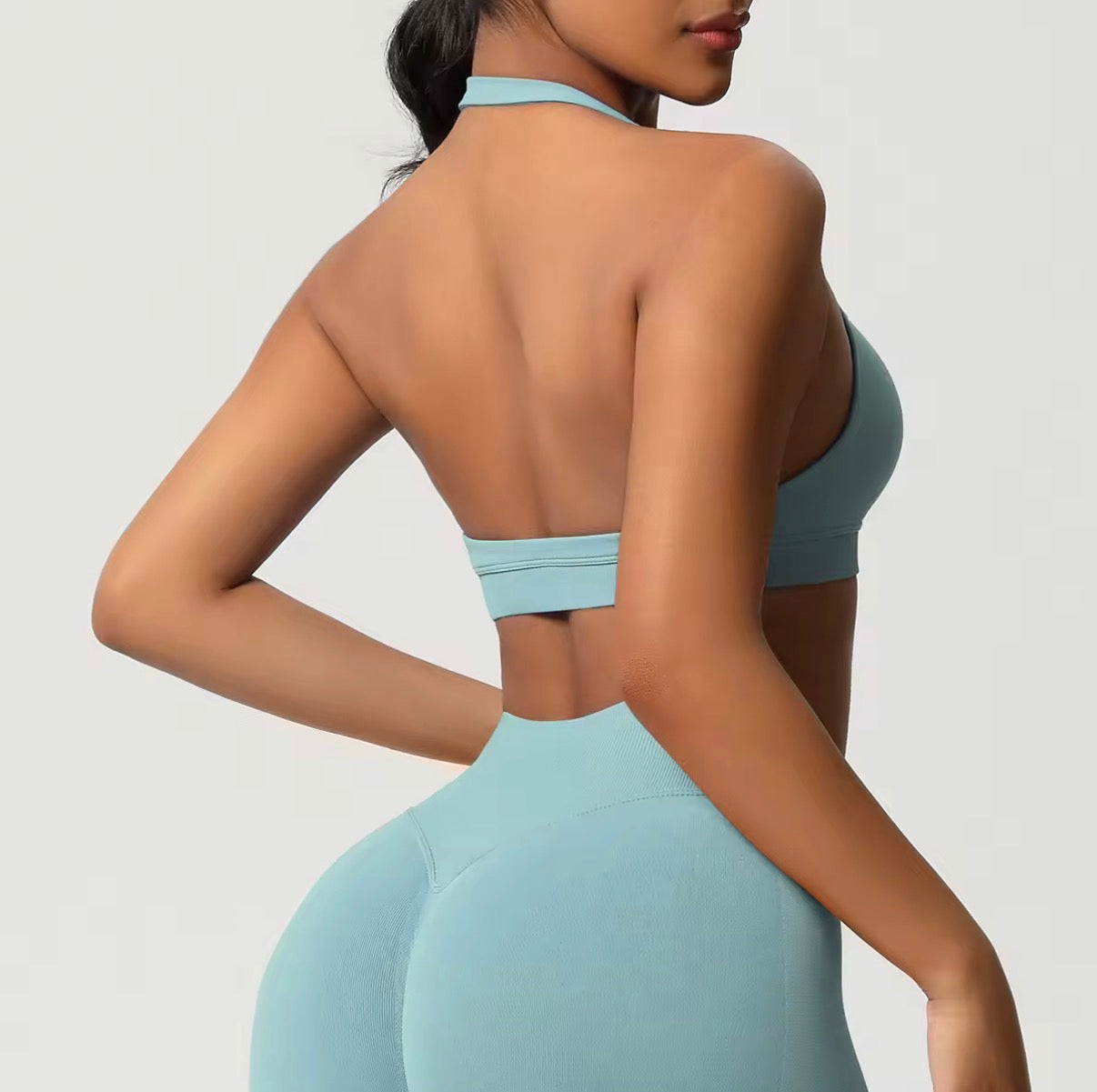 Seamless Define Iconic Halter Bra Aqua