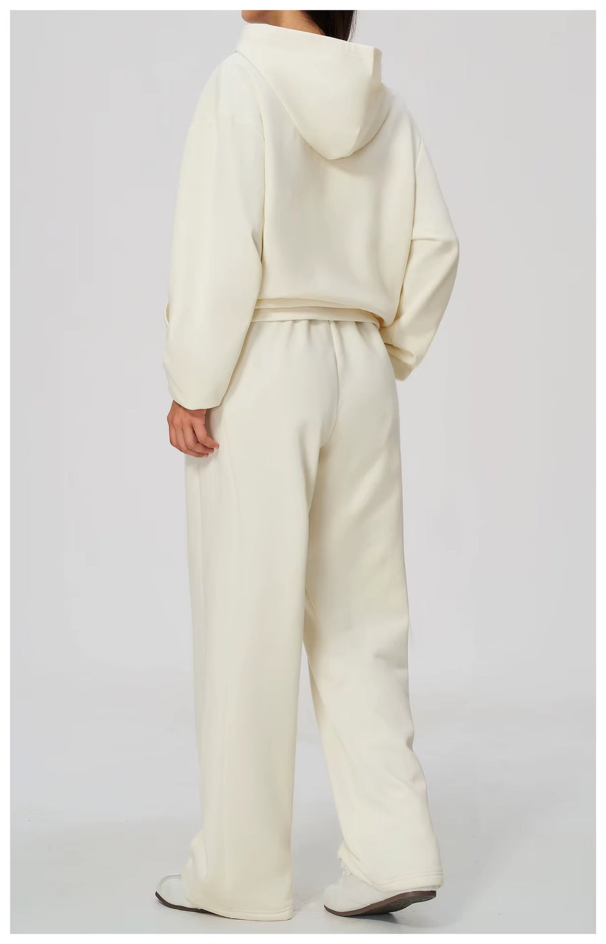 PRE-ORDER Iconic Off-Duty Wide Leg Pants Latte