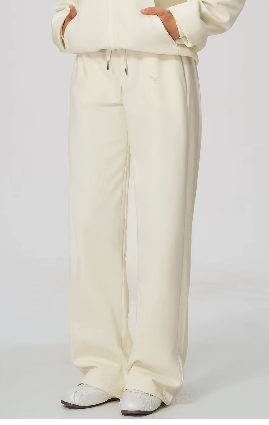 PRE-ORDER Iconic Off-Duty Wide Leg Pants Latte