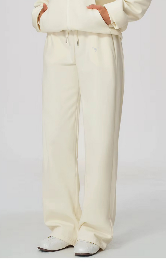 PRE-ORDER Iconic Off-Duty Wide Leg Pants Latte