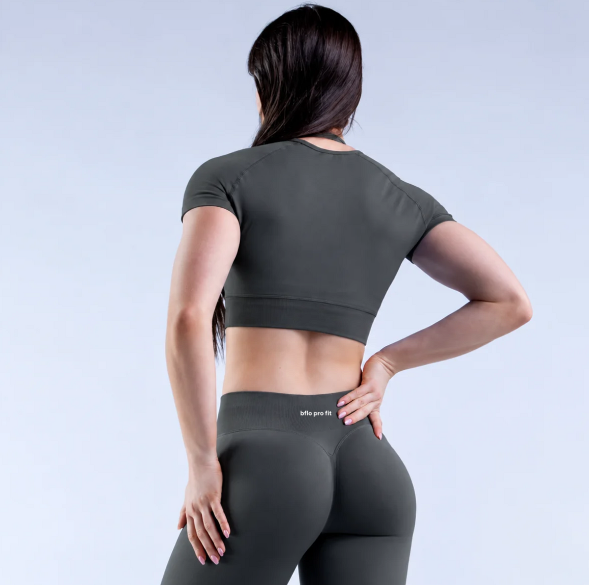 PRE-ORDER Seamless Crop Tee Shadow