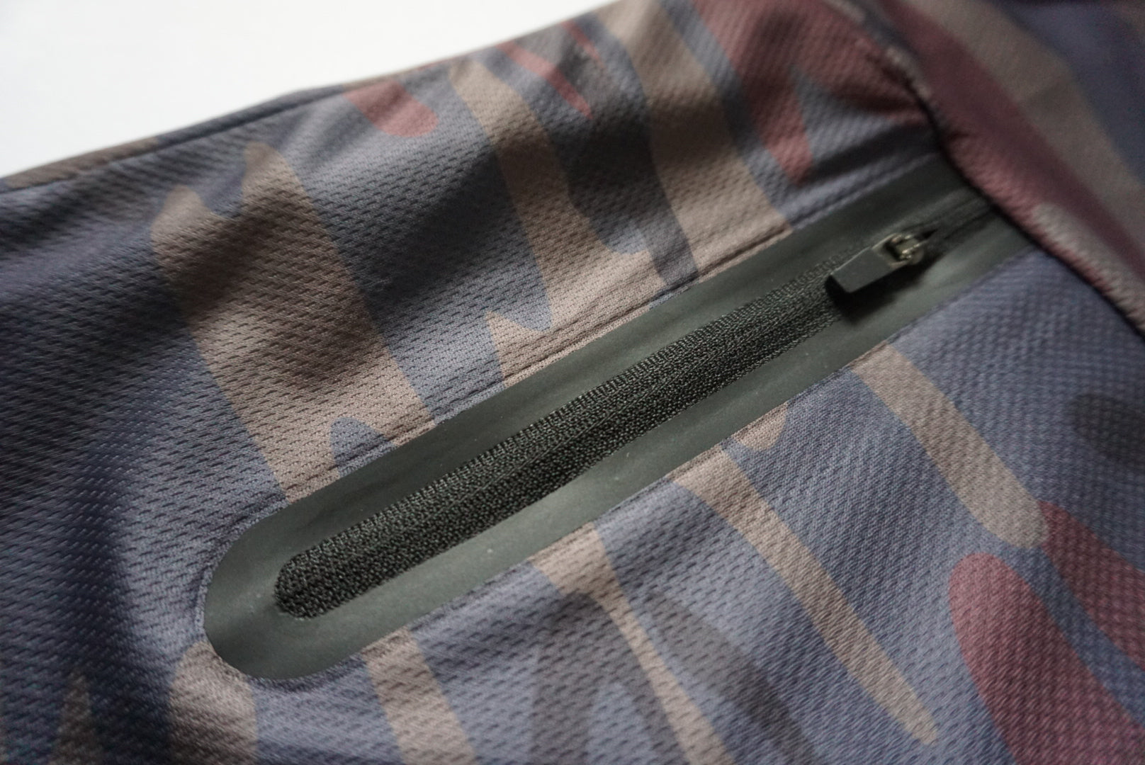 Iconic Men's Performance Tank Camouflage